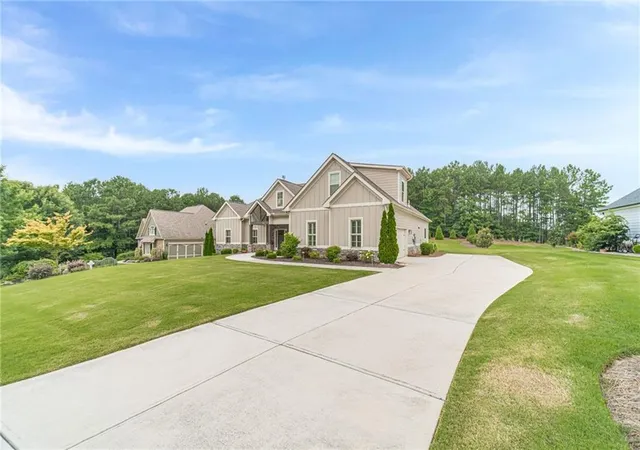 Photo 3 of Sale Pending at 2465 St Martin Way, Monroe, GA 30656 | MLS# 7815136 | Listing updated on 2026-08-20