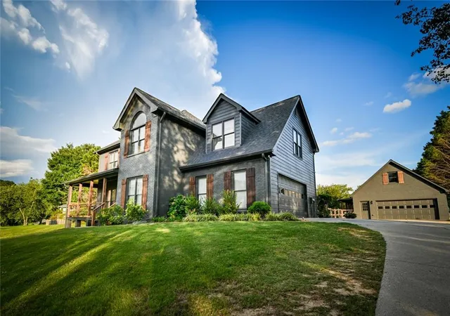 Photo 4 of Sale Pending at 1940 Harvest Way, Loganville, GA 30052 | MLS# 7819331 | Listing updated on 2026-09-20