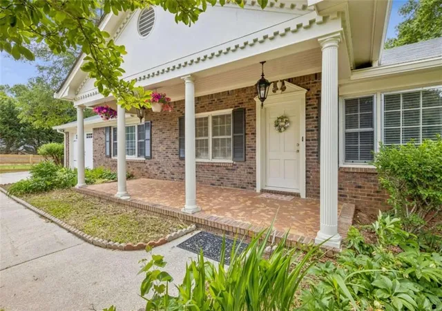 Photo 2 of Single family home for sale at 4256 Hamilton Ml Rd, Buford, GA 30519 | MLS# 7770347 | Listing updated on 2026-08-24