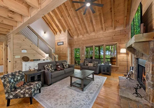 Photo 3 of Sale Pending at 391 Little Bushy Head Rd, Blue Ridge, GA 30513 | MLS# 7786467 | Listing updated on 2026-10-13