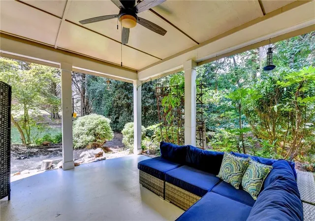 Photo 3 of Sale Pending at 315 Willow Crescent Way, Alpharetta, GA 30022 | MLS# 7793638 | Listing updated on 2026-08-27
