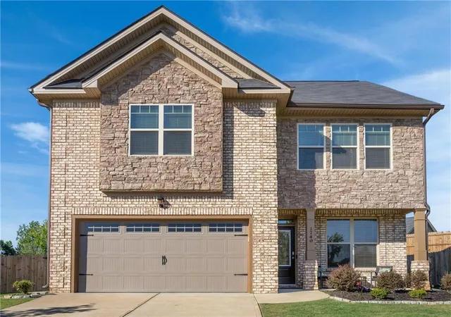 Photo 1 of Single family home for sale at 1740 Middle Brk Dr, Conyers, GA 30012 | MLS# 7784679 | Listing updated on 2026-08-27