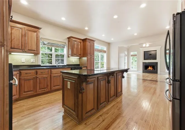 3rd image of 1085 Eagles Brooke Dr, Locust Grove, GA 30248 | MLS# 7779635