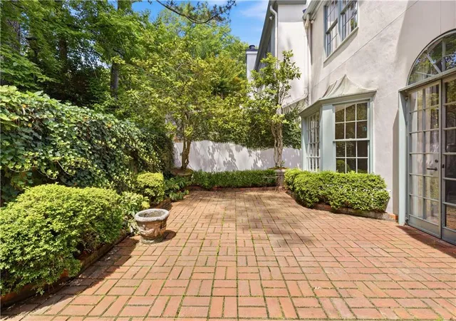 Photo 37 of Sale Pending at 10 Mooregate Sq #10, Atlanta, GA 30327 | MLS# 7784760 | Listing updated on 2026-08-12