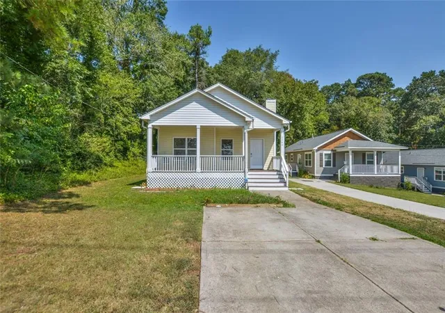 Photo 2 of Single family home for sale at 1140 Moreland Dr Se, Atlanta, GA 30315 | MLS# 7807322 | Listing updated on 2026-09-14