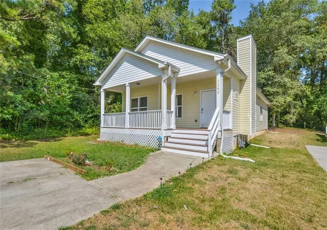 Photo 2 of Single family home for sale at 1140 Moreland Dr SE, Atlanta, GA 30315 | MLS# 7807322 | Listing updated on 2026-09-14