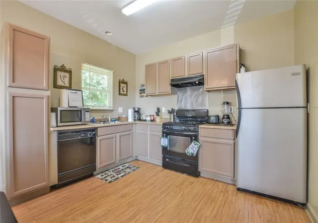Photo 3 of Single family home for sale at 1140 Moreland Dr SE, Atlanta, GA 30315 | MLS# 7807322 | Listing updated on 2026-09-14