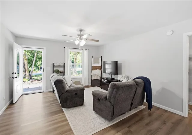 4th image of 4487 Fountain Dr, Gillsville, GA 30543 | MLS# 7804934