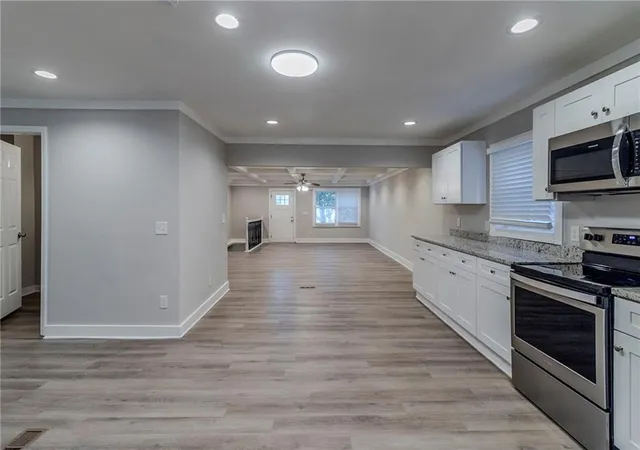 4th image of 3152 Delmar Ln Nw, Atlanta, GA 30311 | MLS# 7490800