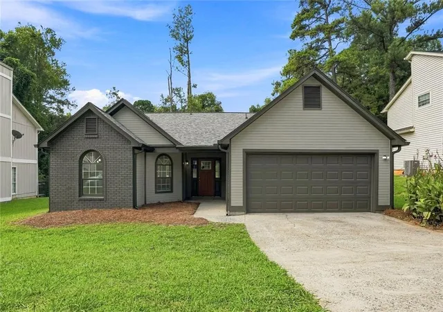 1st image of 4483 Yorkdale Dr, Decatur, GA 30035 | MLS# 7816149