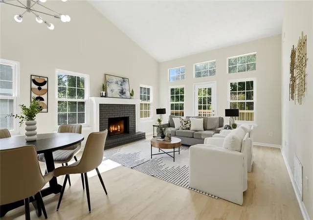 3rd image of 4483 Yorkdale Dr, Decatur, GA 30035 | MLS# 7816149