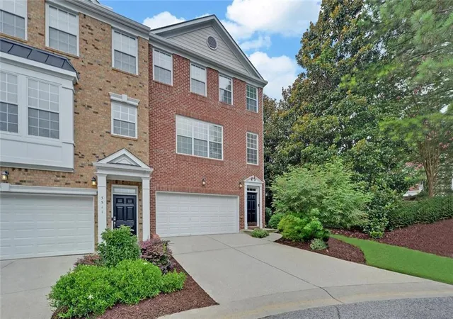 Townhouse for sale at 3513 Chattahoochee Summit Ln SE #25, Atlanta, GA 30339 | MLS# 7804245