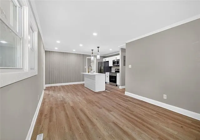 4th image of 231 Glenrose Cir Sw, Atlanta, GA 30354 | MLS# 7777778