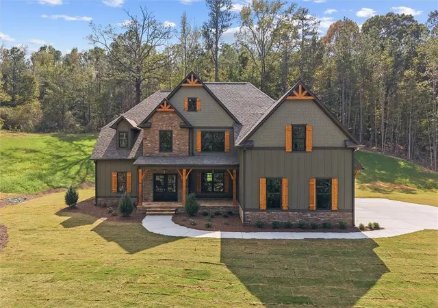 Homes for sale in Carrollton, GA | 133 West Lake Blvd, Carrollton, GA 30116 | MLS# 7675214