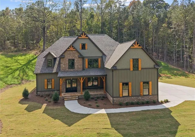 Homes for sale in Carrollton, GA | 133 West Lake Blvd, Carrollton, GA 30116 | MLS# 7675214
