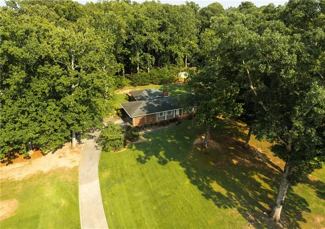 50th image of 802 S Cherokee Rd S, Social Circle, GA 30025 | MLS# 7820252