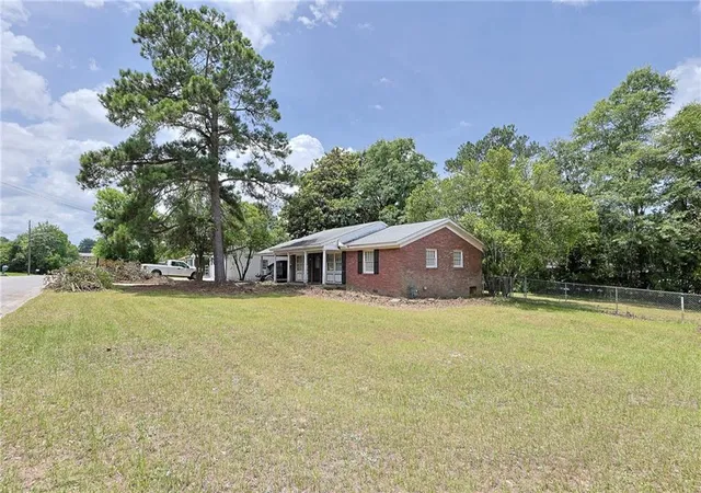 2nd image of 1550 Greenwich Pl, Macon, GA 31206 | MLS# 7784156