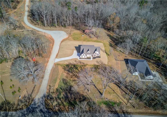 Photo 3 of Sale Pending at 30 River Overlook Way, Jefferson, GA 30549 | MLS# 7668575 | Listing updated on 2026-10-08