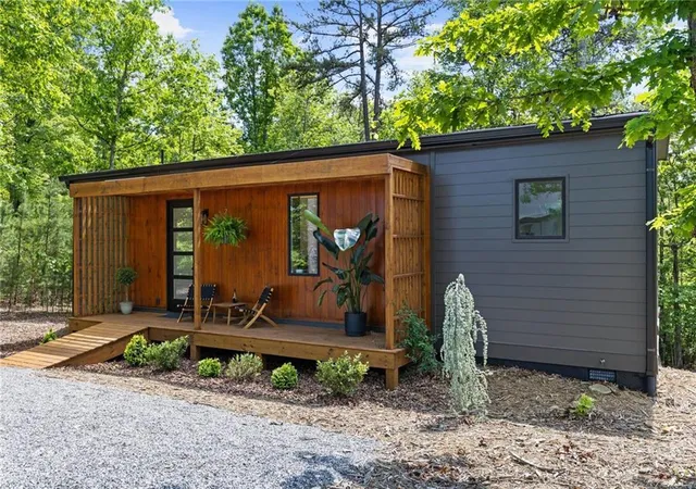 2nd image of 433 Brannon Rdg, Young Harris, GA 30582 | MLS# 7784662
