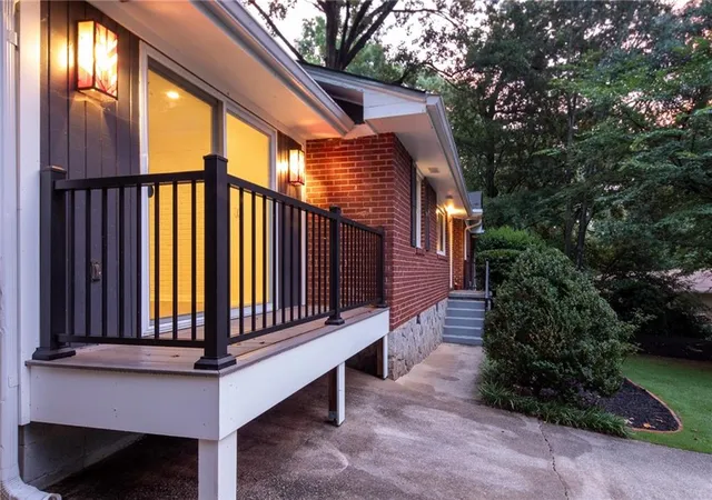 Photo 4 of Single family home for sale at 1170 N Druid Woods Ct, Decatur, GA 30033 | MLS# 7806953 | Listing updated on 2026-10-08