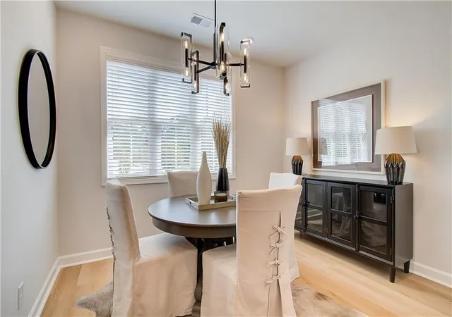 2nd image of 1914 Kinnard Aly, Kennesaw, GA 30144 | MLS# 7794841