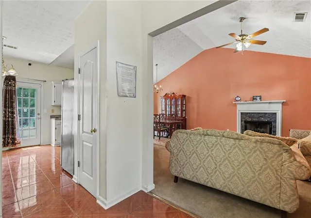 5th image of 10617 Barberry Dr, Hampton, GA 30228 | MLS# 7769213