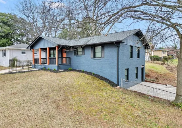 Photo 2 of Sale Pending at 2940 Harris St, Atlanta, GA 30344 | MLS# 7794210 | Listing updated on 2026-09-09