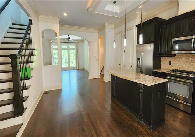 Photo 4 of Townhouse for sale at 492 Pearl Cvs Ct, Sandy Springs, GA 30350 | MLS# 7814218 | Listing updated on 2026-09-02