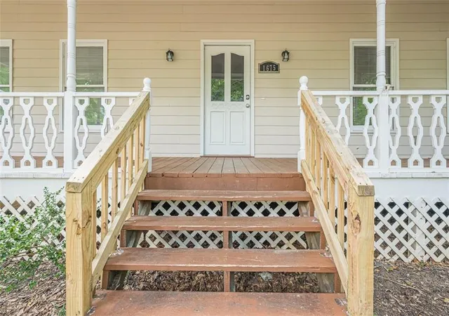 Photo 2 of Sale Pending at 1675 Longwood Dr Sw, Marietta, GA 30008 | MLS# 7785242 | Listing updated on 2026-09-22