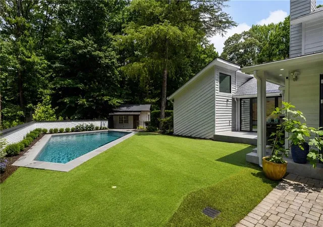 Photo 40 of Single family home for sale at 4070 Whitewater Crk Rd, Atlanta, GA 30327 | MLS# 7812324 | Listing updated on 2026-09-01