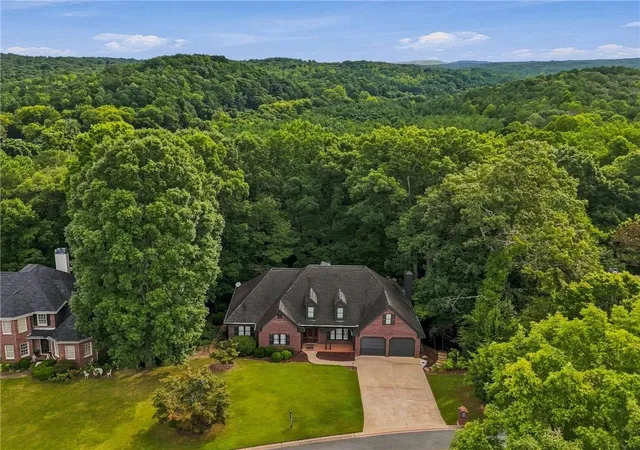 Photo 3 of Single family home for sale at 6086 Governors Walk Dr, Canton, GA 30115 | MLS# 7825781 | Listing updated on 2026-09-03