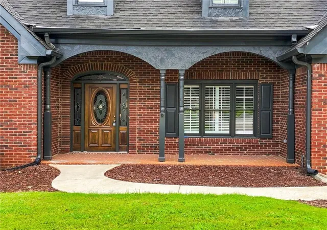 Photo 3 of Single family home for sale at 6086 Governors Walk Dr, Canton, GA 30115 | MLS# 7825781 | Listing updated on 2026-10-03