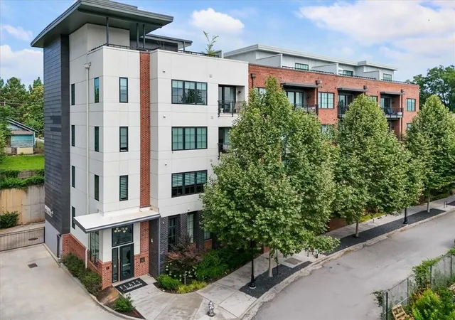 1st image of 22 Airline St Ne #106, Atlanta, GA 30312 | MLS# 7811656