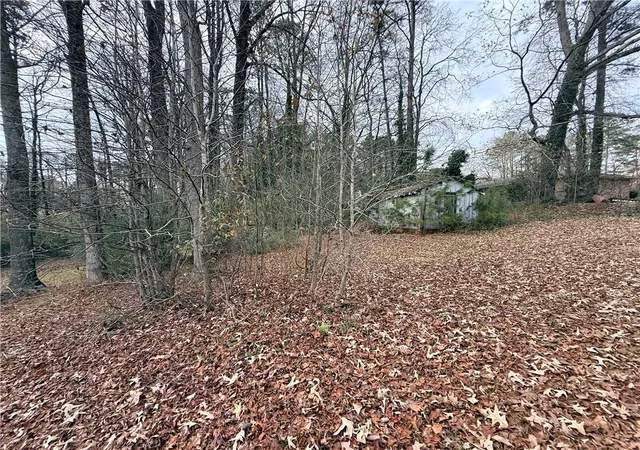 Photo 3 of Sale Pending at 2743 Pine Hl Dr Nw, Kennesaw, GA 30144 | MLS# 7691308 | Listing updated on 2026-02-06