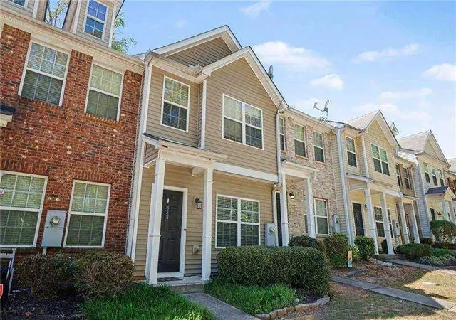 Photo 2 of Townhouse for sale at 388 Berckman Dr Nw, Lilburn, GA 30047 | MLS# 7809861 | Listing updated on 2026-10-02