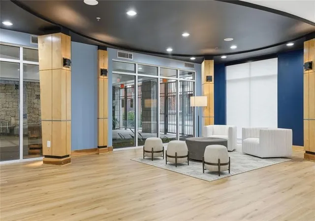 1st image of 390 17th Nw #2035, Atlanta, GA 30363 | MLS# 7753451