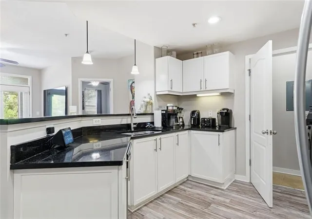 5th image of 390 17Th Nw #2035, Atlanta, GA 30363 | MLS# 7753451