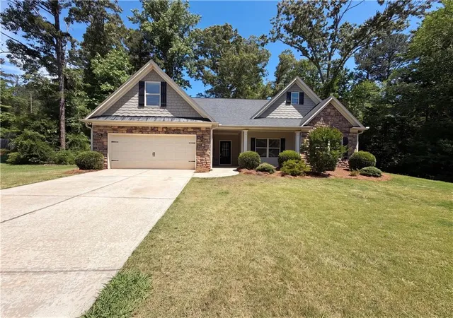 Photo 1 of Sale Pending at 1209 Windstone Dr, Winder, GA 30680 | MLS# 7776682 | Listing updated on 2026-10-08