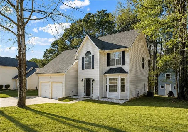 1st image of 6585 Manor Creek Dr, Douglasville, GA 30135 | MLS# 7814178