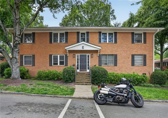 1st image of 3510 Roswell Rd Nw #E2, Atlanta, GA 30305 | MLS# 7784891