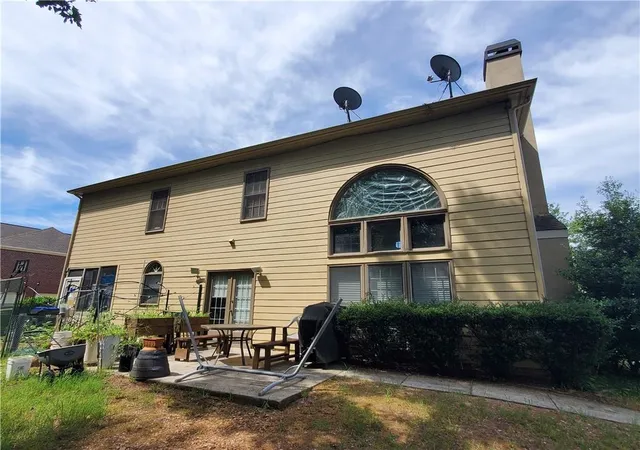 Photo 3 of Single family home for sale at 3525 Hickory Branch Trl, Suwanee, GA 30024 | MLS# 7798358 | Listing updated on 2026-09-04
