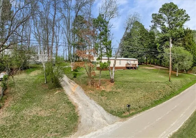 3rd image of 217 Robin Rd Rd, Jasper, GA 30143 | MLS# 7736974