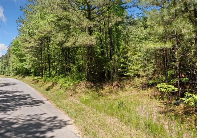 Photo 3 of Land for sale at 0 Timberwood Rd Nw, White, GA 30184 | MLS# 7575308 | Listing updated on 2026-10-02