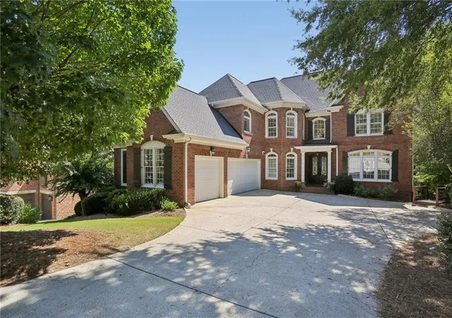 Photo 1 of Single family home for sale at 2005 Granbury Ct, Cumming, GA 30041 | MLS# 7817074 | Listing updated on 2026-09-18