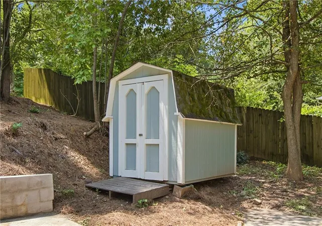 63rd image of 545 Longleaf Dr, Roswell, GA 30075 | MLS# 7820584