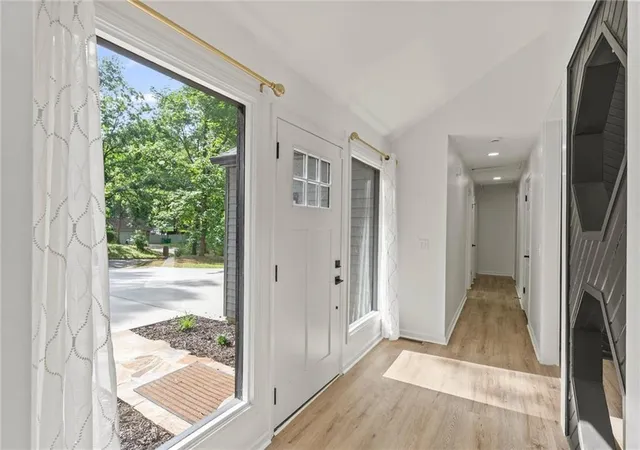 5th image of 1060 Deer Chase Ct, Stone Mountain, GA 30088 | MLS# 7780005