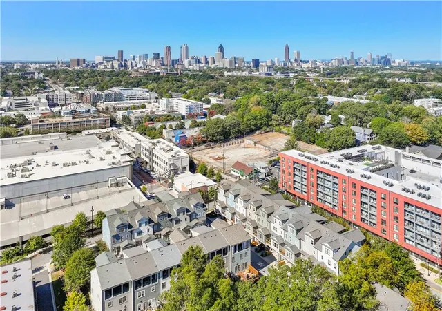 Photo 3 of Sale Pending at 980 Memorial Walk SE, Atlanta, GA 30316 | MLS# 7792566 | Listing updated on 2026-09-09