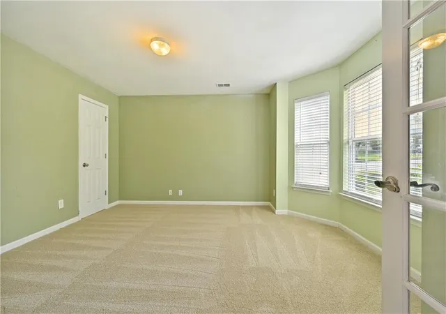 Photo 3 of Single family home for sale at 4201 Ash Tree St, Snellville, GA 30039 | MLS# 7829146 | Listing updated on 2026-08-31