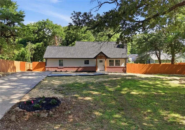 1st image of 2681 Oldknow Dr Nw, Atlanta, GA 30318 | MLS# 7766878