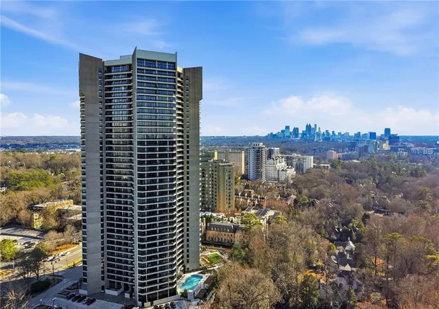 2nd image of 2660 Peachtree Rd NW, Atlanta, GA 30305